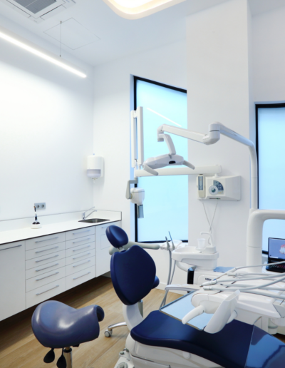 Instalacion de clinica dental ergonomica